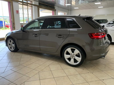 Audi A3 Sportback 1.6 TDI Attraction (8)