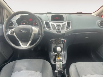 Ford Fiesta 1.4 5 porte Bz.- GPL Titanium (11)