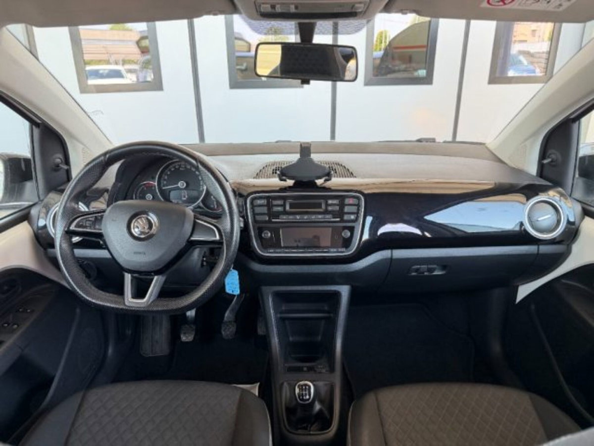Skoda Citigo 68 CV 5 porte Design Edition G-Tec (10)