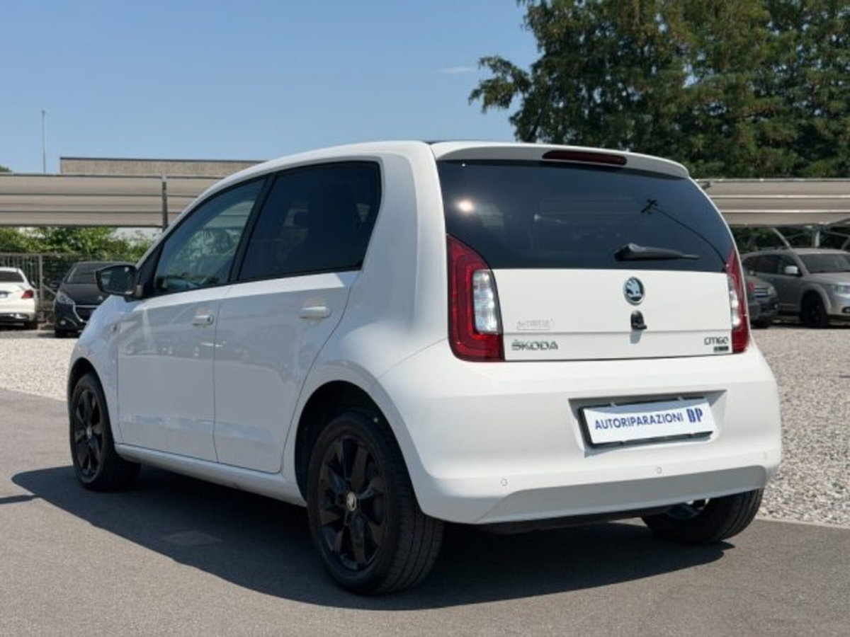 Skoda Citigo 68 CV 5 porte Design Edition G-Tec (7)