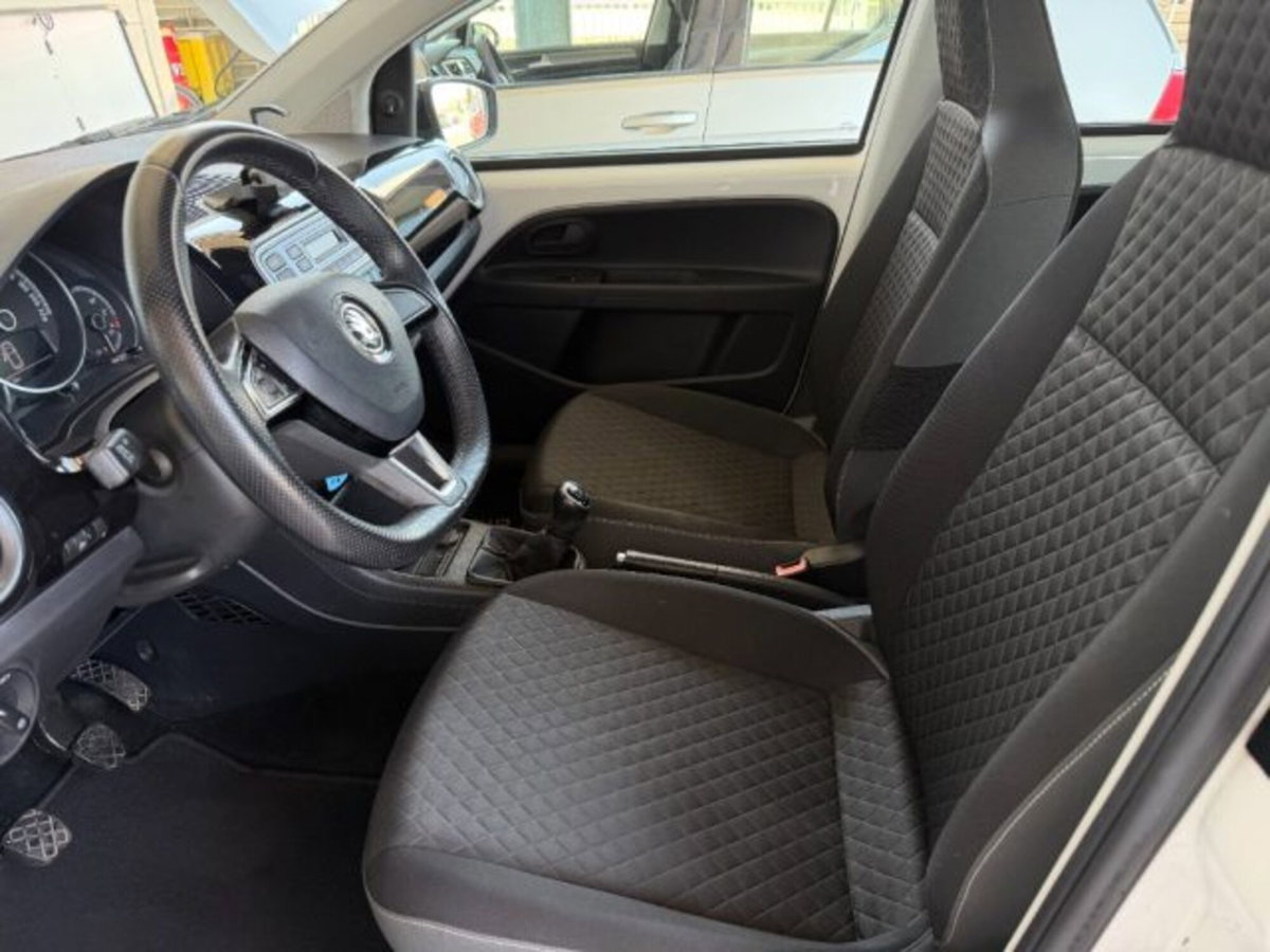 Skoda Citigo 68 CV 5 porte Design Edition G-Tec (9)