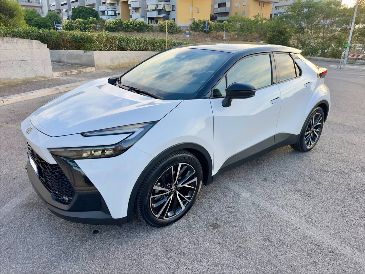 Toyota Toyota C-HR 1.8 hv Lounge fwd e-cvt