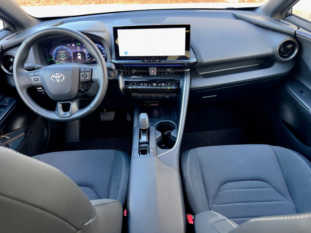 Toyota Toyota C-HR 1.8 hv Lounge fwd e-cvt (10)