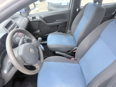 Fiat Panda 1.2 Emotion (12)