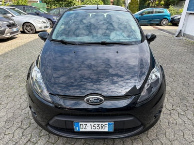 Ford Fiesta 1.2 82 CV 5 porte Titanium (2)