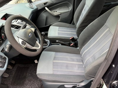 Ford Fiesta 1.2 82 CV 5 porte Titanium (7)