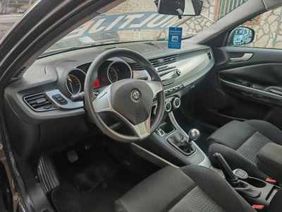 Alfa Romeo Giulietta 1.6 JTDm-2 Progression c/CL (9)
