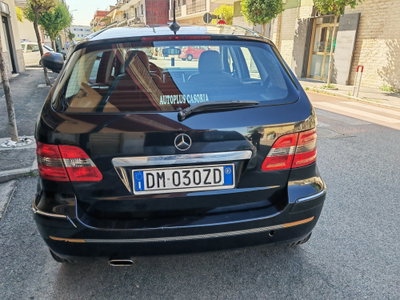 Mercedes-Benz Classe B 150 Sport (5)