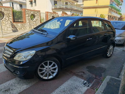 Mercedes-Benz Classe B 150 Sport (7)