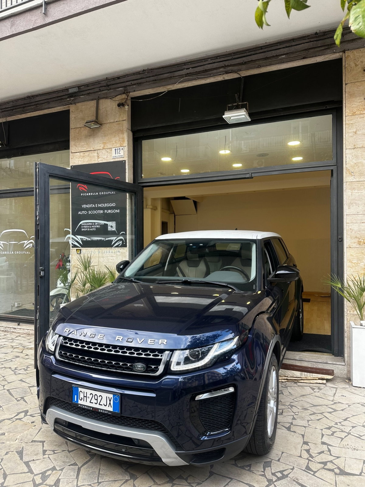 Land Rover Range Rover Evoque 2.0 TD4 150 CV 5p. Pure