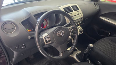Toyota Urban Cruiser Cruiser 1.3 Luxury (14)