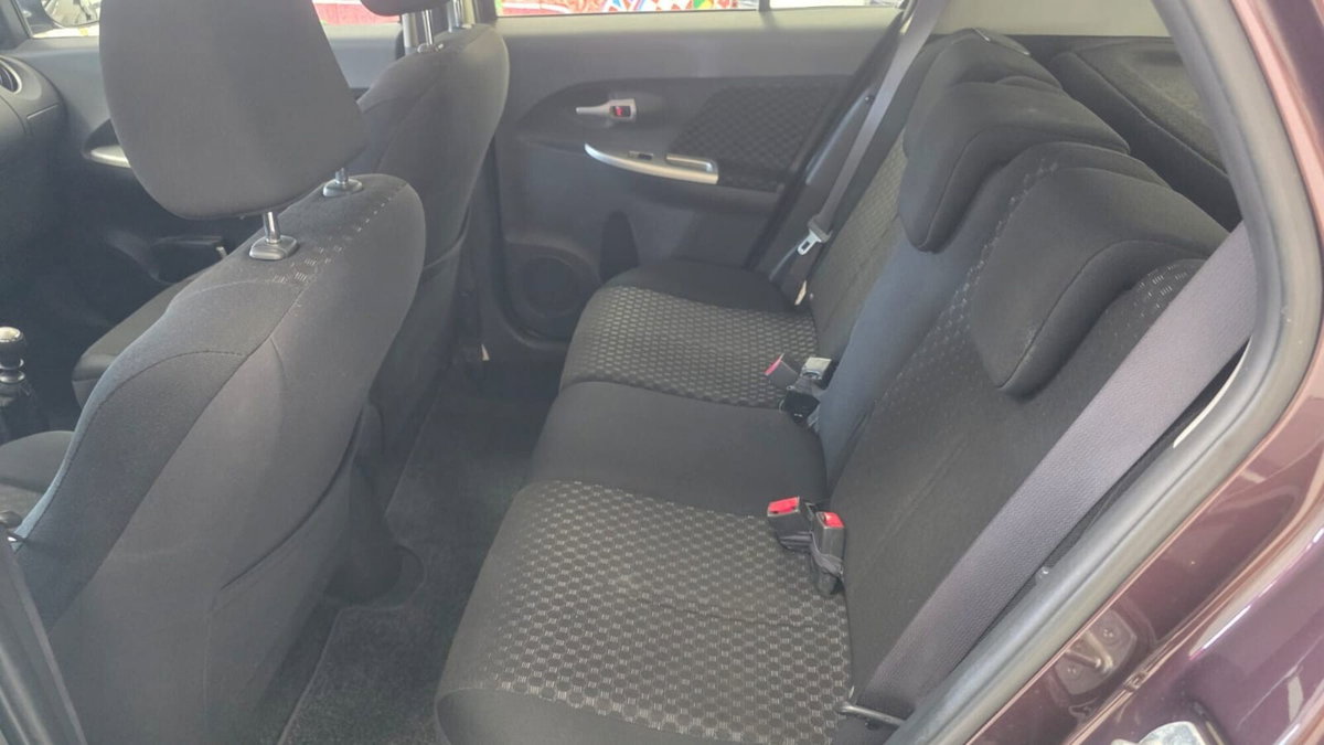 Toyota Urban Cruiser Cruiser 1.3 Luxury (15)