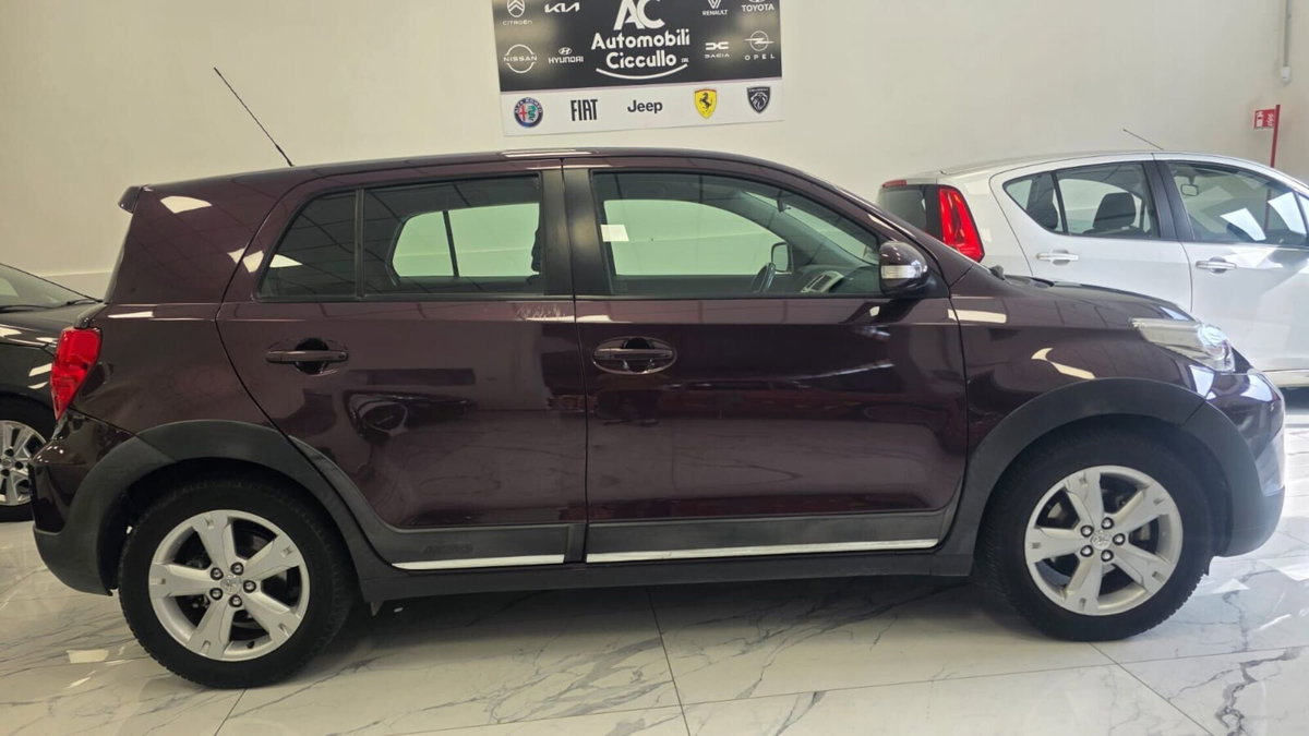 Toyota Urban Cruiser Cruiser 1.3 Luxury (4)