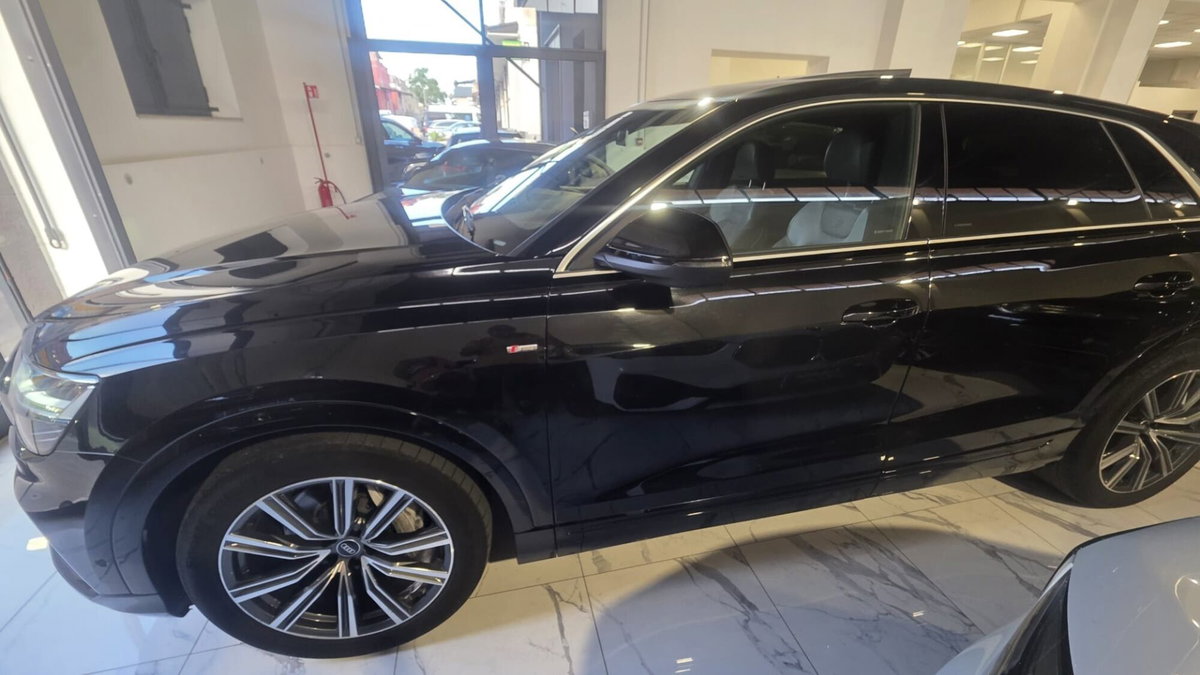 Audi Q8 Q8 50 TDI 286 CV quattro tiptronic Sport (6)