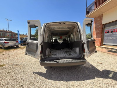 Opel Combo 1.7 DI 4p. Combi (7)