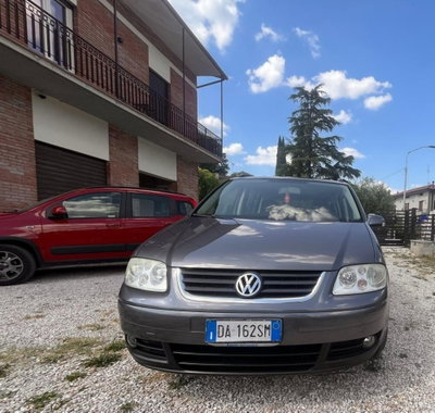Volkswagen Touran TDI 105CV Highline (5)