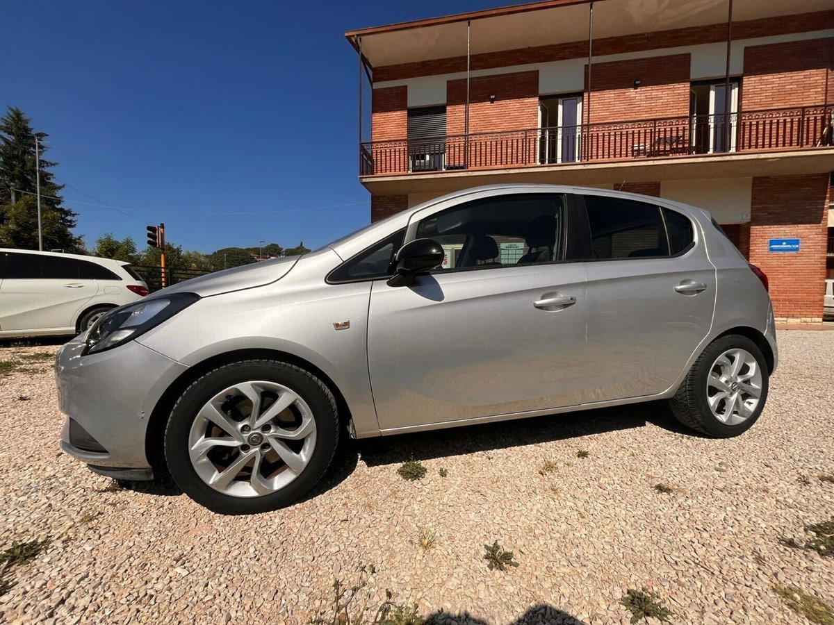 Opel Corsa Coupé 1.3 CDTI b-Color