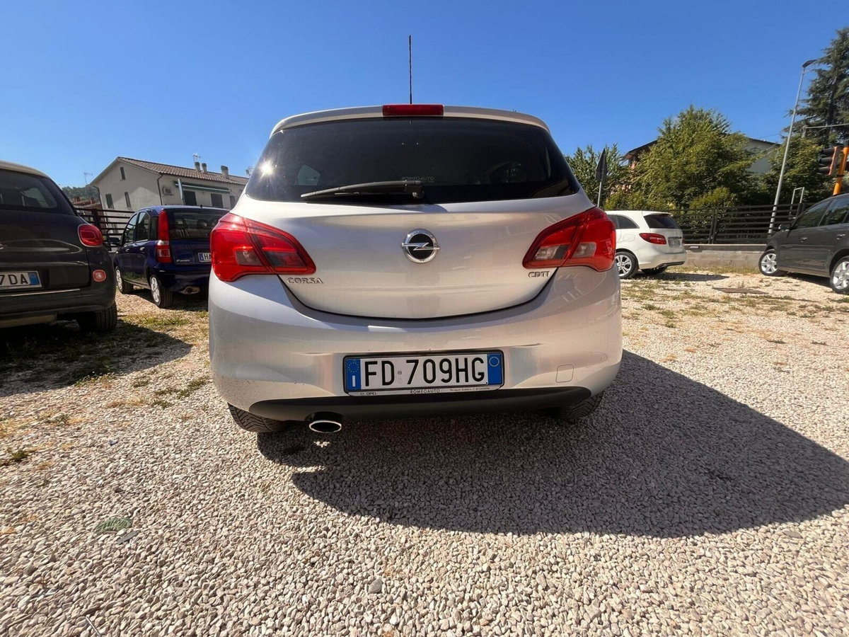 Opel Corsa Coupé 1.3 CDTI b-Color (6)