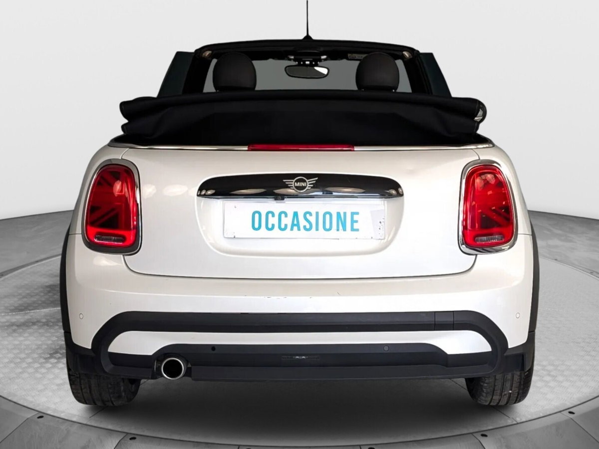 MINI Mini Cabrio 1.5 Cooper Essential Cabrio (4)