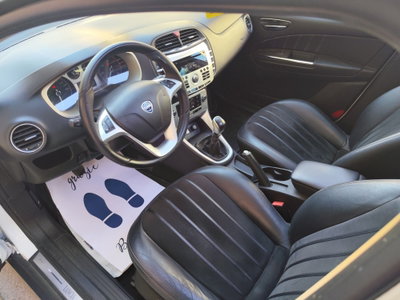Lancia Delta 2.0 MJT DPF Platino (14)