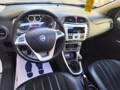 Lancia Delta 2.0 MJT DPF Platino (16)