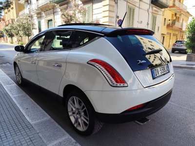 Lancia Delta 2.0 MJT DPF Platino (9)