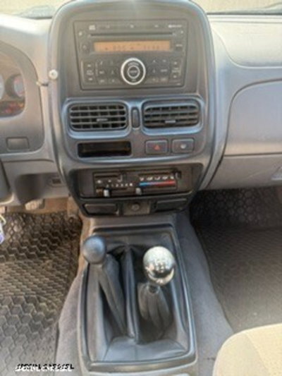 Nissan NP300 2.5 D 2p. King Cab Easy (11)