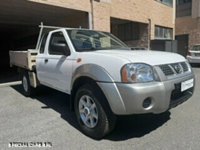 Nissan NP300 2.5 D 2p. King Cab Easy (2)