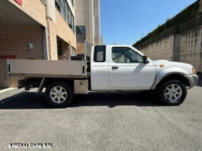 Nissan NP300 2.5 D 2p. King Cab Easy (4)