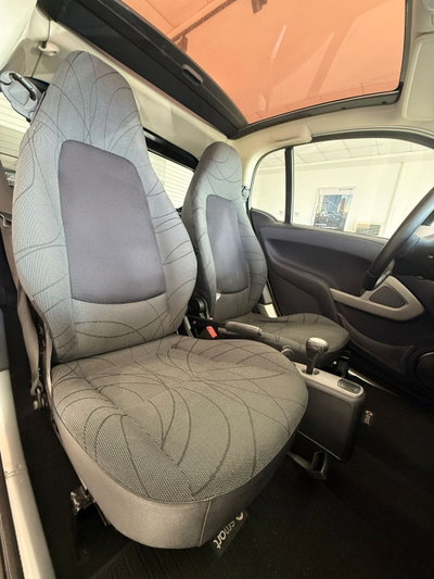 smart Fortwo 800 40 kW coupé passion cdi (11)