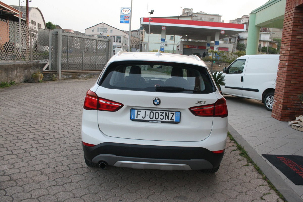 BMW X1 sDrive18d xLine Plus (4)