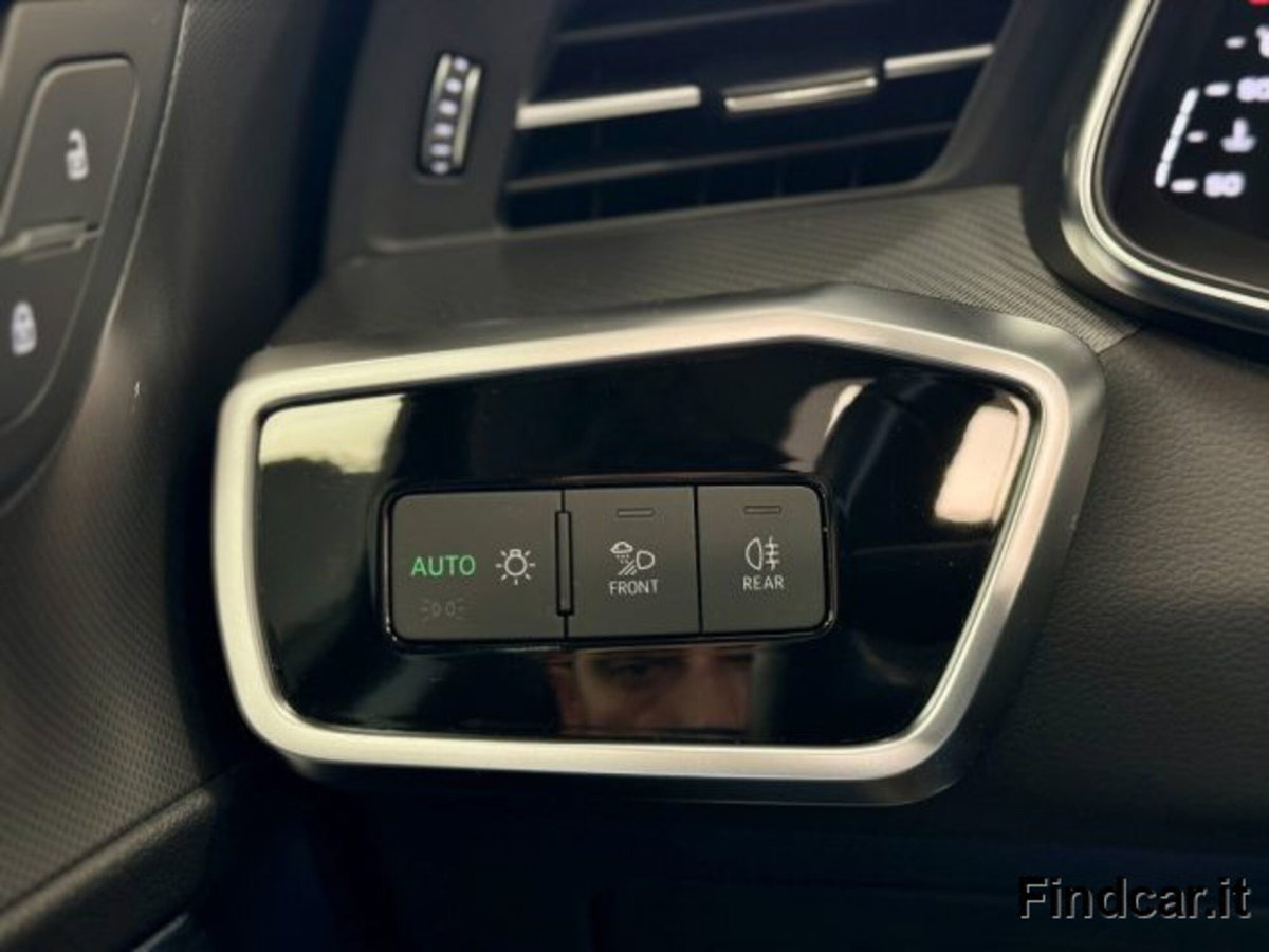 Audi A6 Avant 45 2.0 TFSI quattro ultra S tronic Business Design (19)