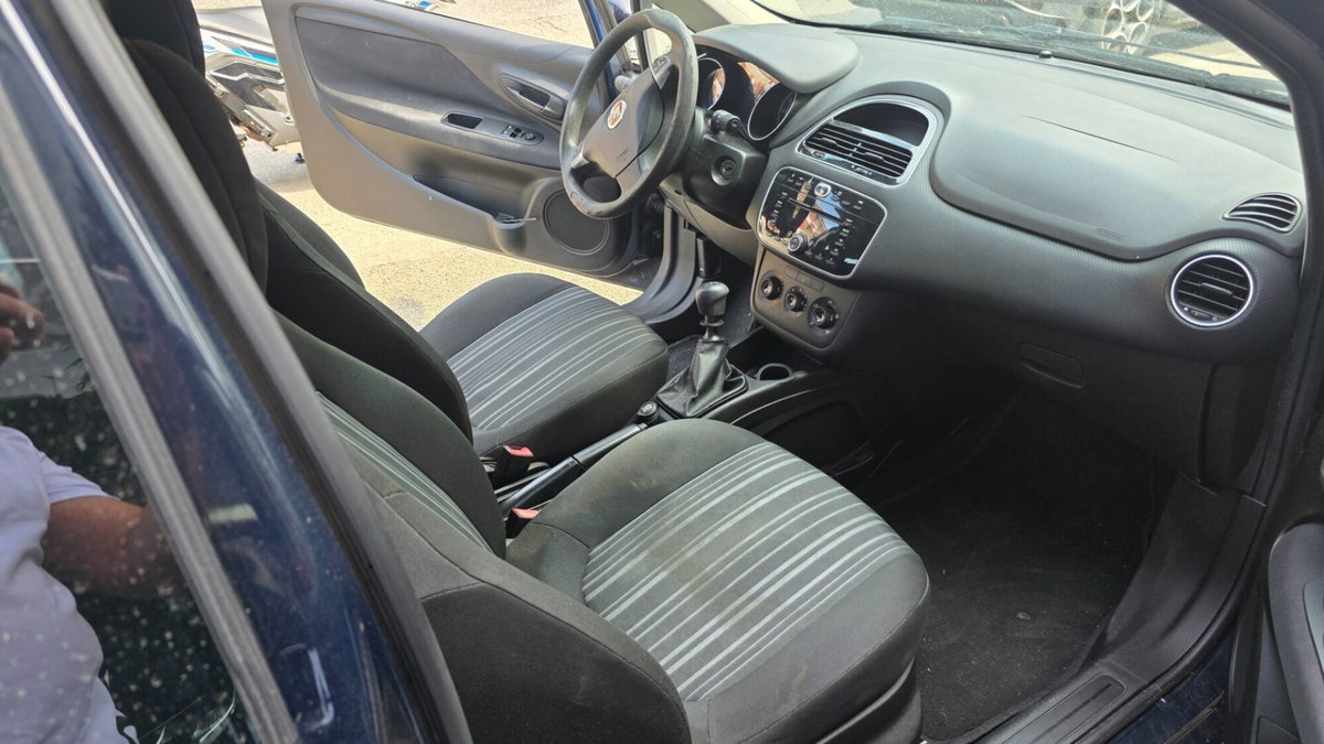 Fiat Punto Evo 1.2 3 porte S&S Active (9)
