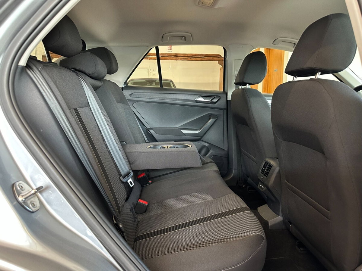Volkswagen T-Roc 2.0 tdi Life 115cv (10)