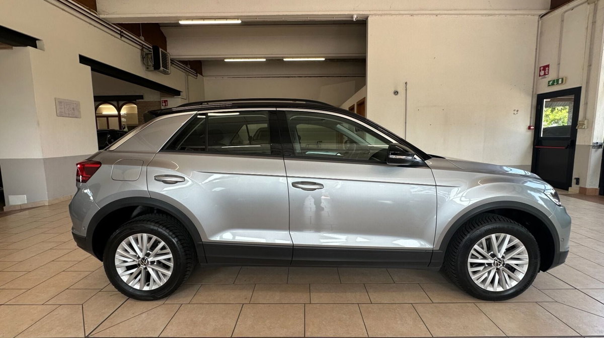 Volkswagen T-Roc 2.0 tdi Life 115cv (17)