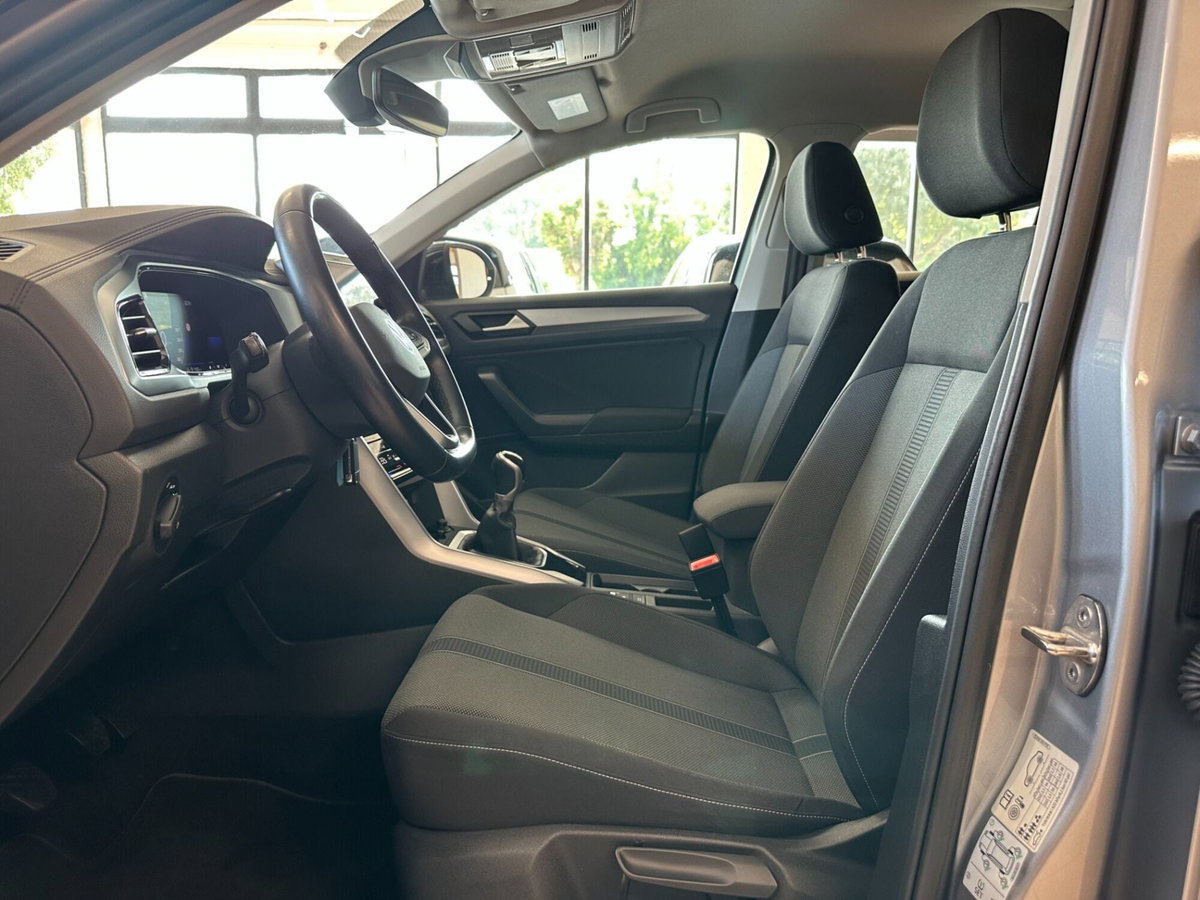 Volkswagen T-Roc 2.0 tdi Life 115cv (8)