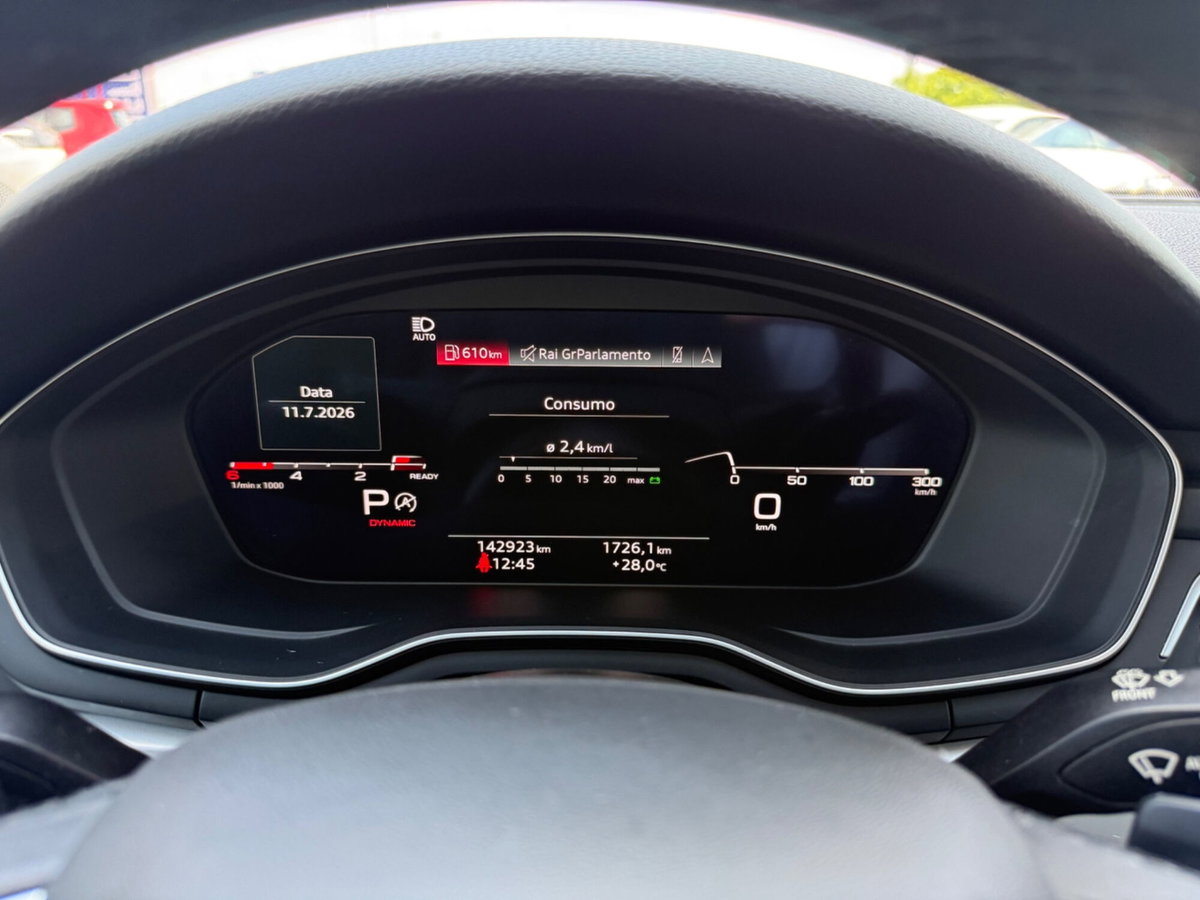Audi A4 Avant 35 TDI/163 CV S tronic Business Advanced (13)