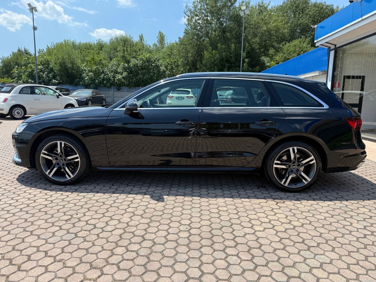 Audi A4 Avant 35 TDI/163 CV S tronic Business Advanced (4)