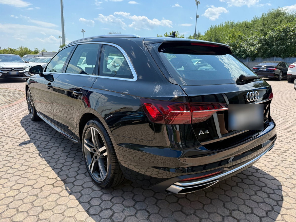 Audi A4 Avant 35 TDI/163 CV S tronic Business Advanced (7)