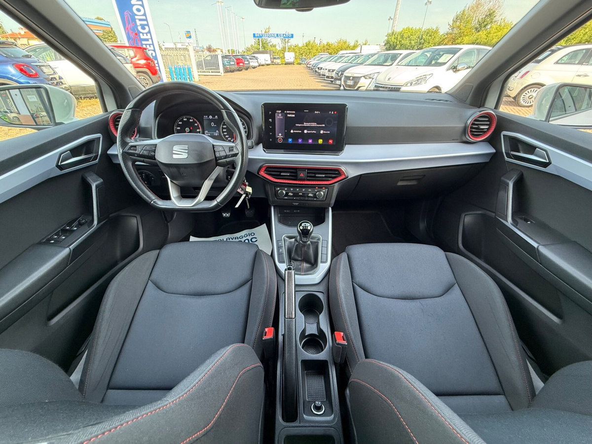 SEAT Arona 1.0 TGI FR (11)