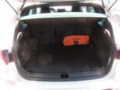 SEAT Arona 1.0 TGI FR (12)
