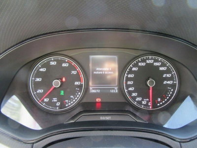 SEAT Arona 1.0 TGI FR (5)