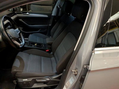 Volkswagen Passat Variant 2.0 TDI SCR EVO Business (11)