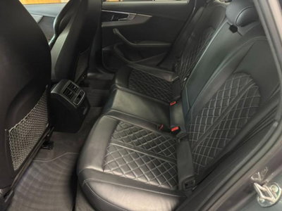 Audi A4 Avant 45 TDI quattro tiptronic S line edition (8)