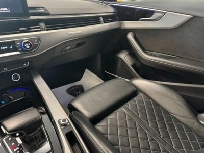 Audi A4 Avant 45 TDI quattro tiptronic S line edition (9)