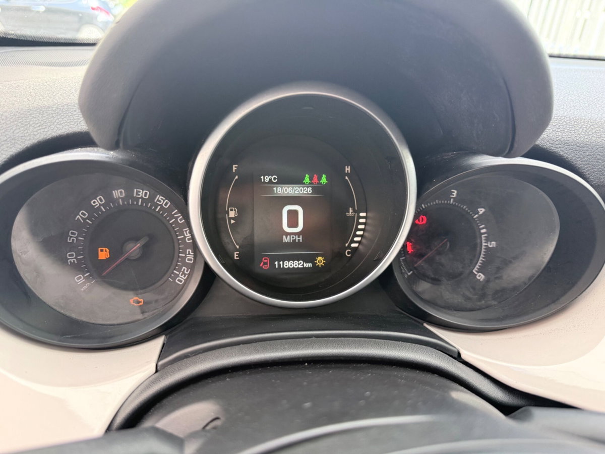 Fiat 500X 1.6 MultiJet 120 CV Lounge (15)