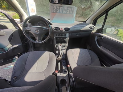 Mercedes-Benz Classe A 170 CDI cat Elegance (13)