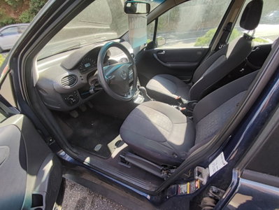 Mercedes-Benz Classe A 170 CDI cat Elegance (9)