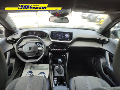Peugeot 2008 1.2 turbo Allure 100cv (12)