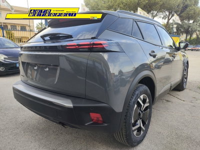 Peugeot 2008 1.2 turbo Allure 100cv (5)